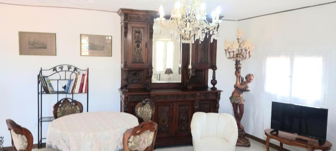 شقة Dimora Bellavista,Garage Privato,Due Piani سانريمو المظهر الخارجي الصورة